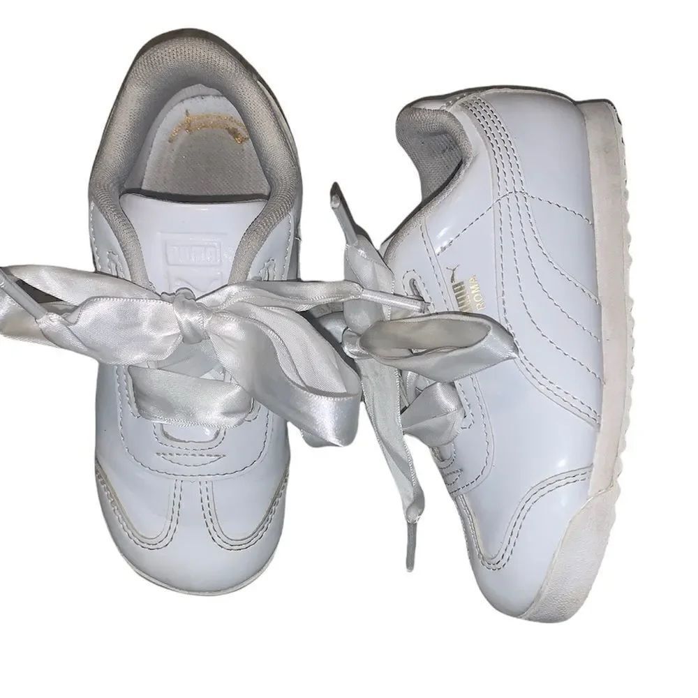 Puma Sneakers